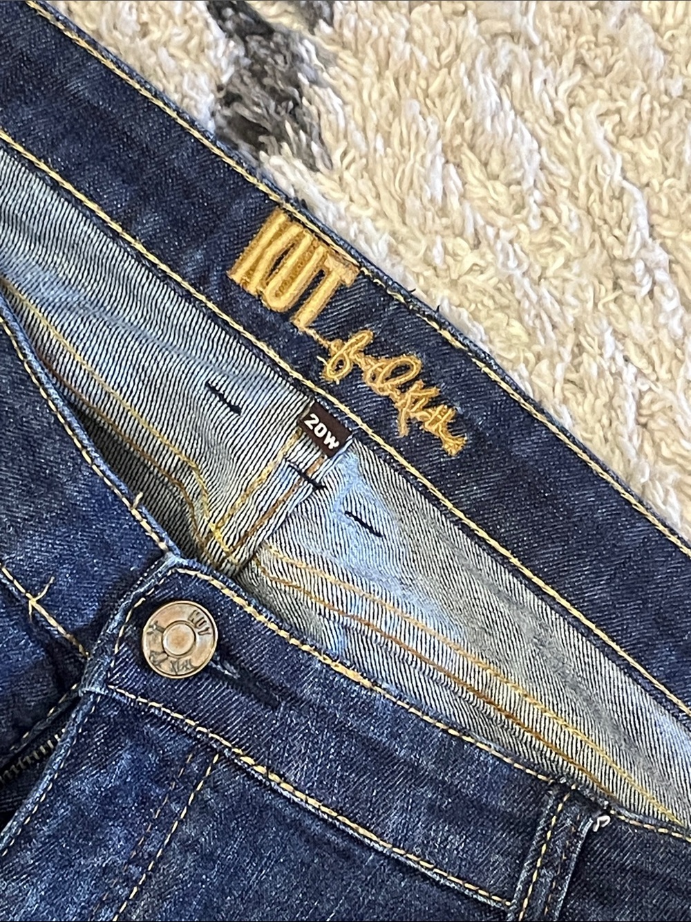 Kut from the Kloth Women’s Bootcut Jeans Dark Wash Size 20W EUC - Picture 3 of 7